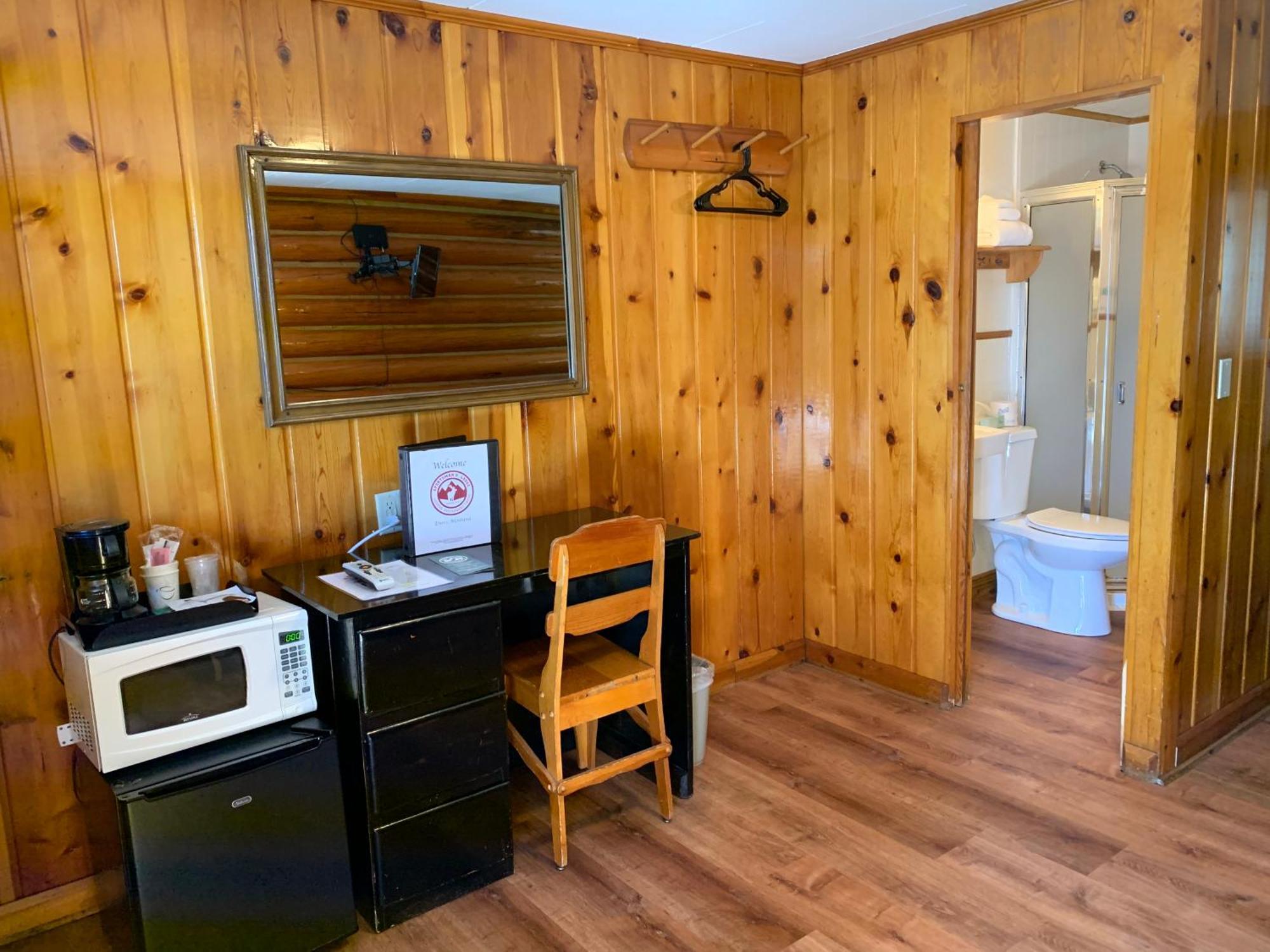 Sportsman'S Lodge Ennis Zimmer foto